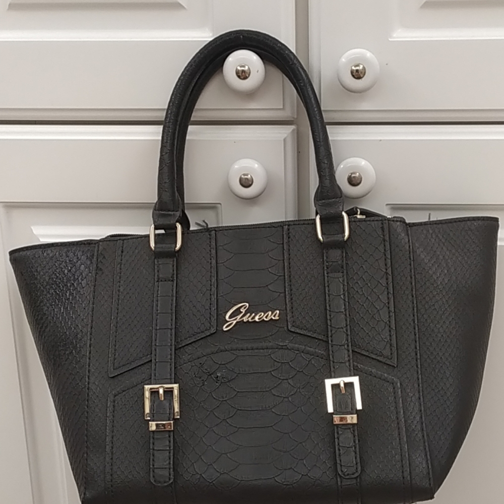 Women's  designer guess bag